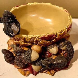 Source Unknown Squirrel and Acorn Decorative Bowl